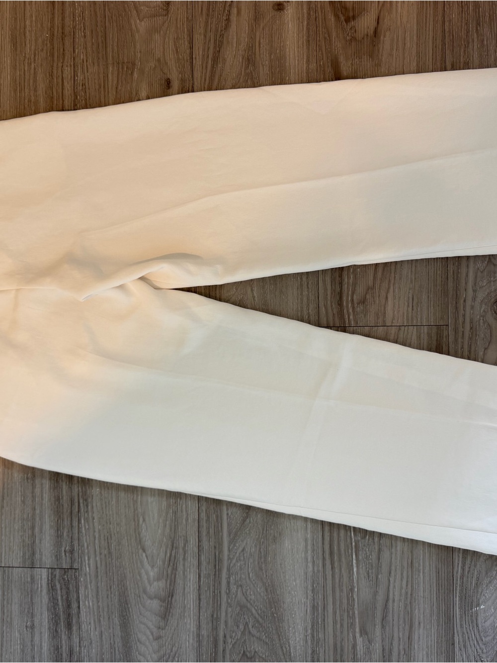 Aritzia Wilfred Effortless Cream Wide-Leg Trouser
